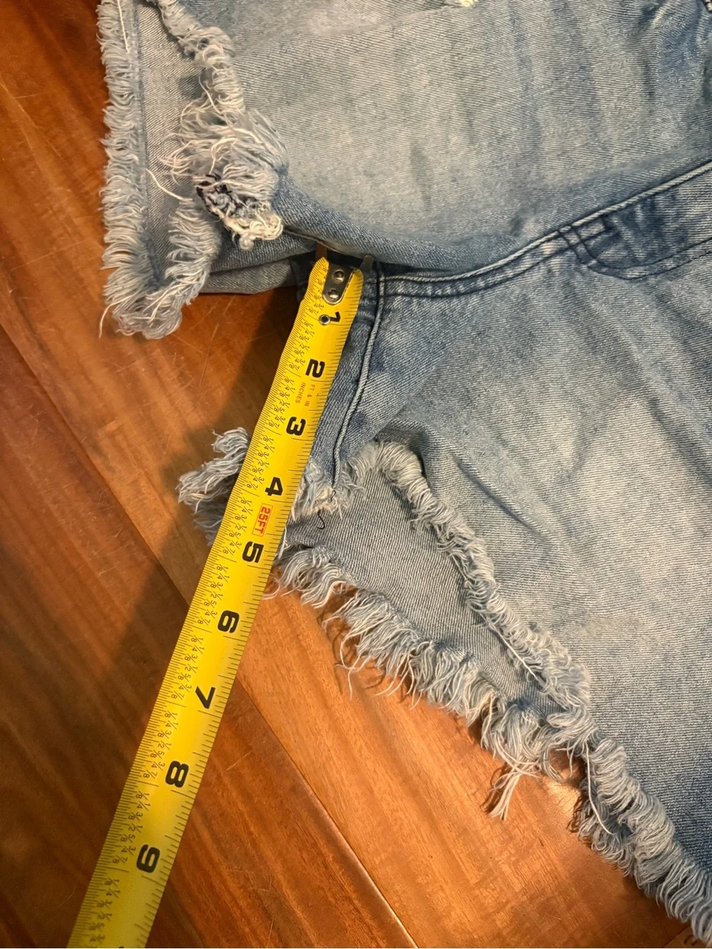 KUT from the Kloth Jane Long Shorts Size 6 High Rise Distressed Frayed 30 (1141)